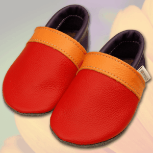 Krabbelschuhe Erdbeer-Orange-Lila