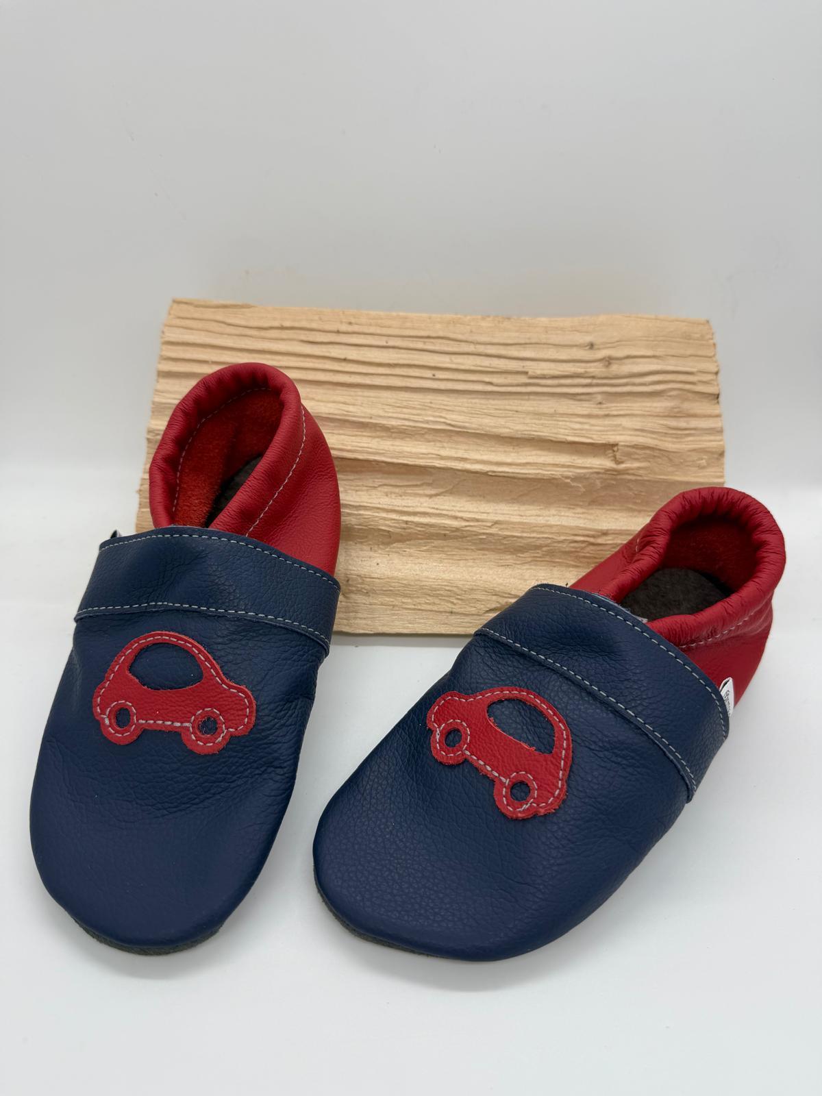 blaue Hausschuhe mit Auto Applikation Gr. 30/31 SALE