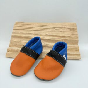 Orange, Schwarz und Blau Krabbelschuhe Gr. 16/17 SALE